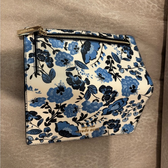 NEW: Kate Spade Blue Floral Wallet and Card Holder - Picture 6 of 7